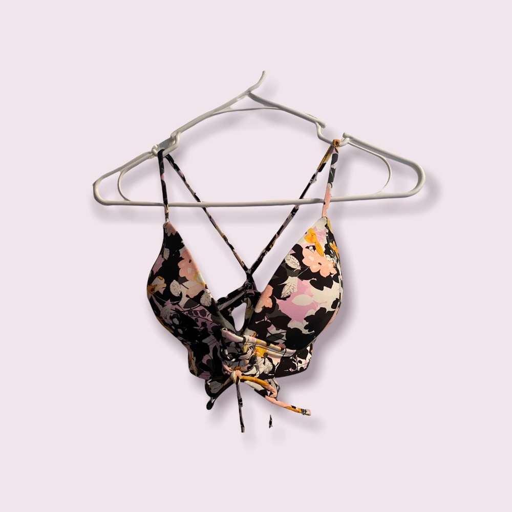Decree Bikini Top
